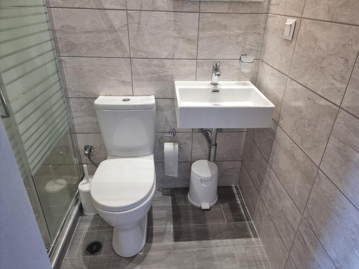 Feakes Apartments Arillas  Zewnętrze zdjęcie