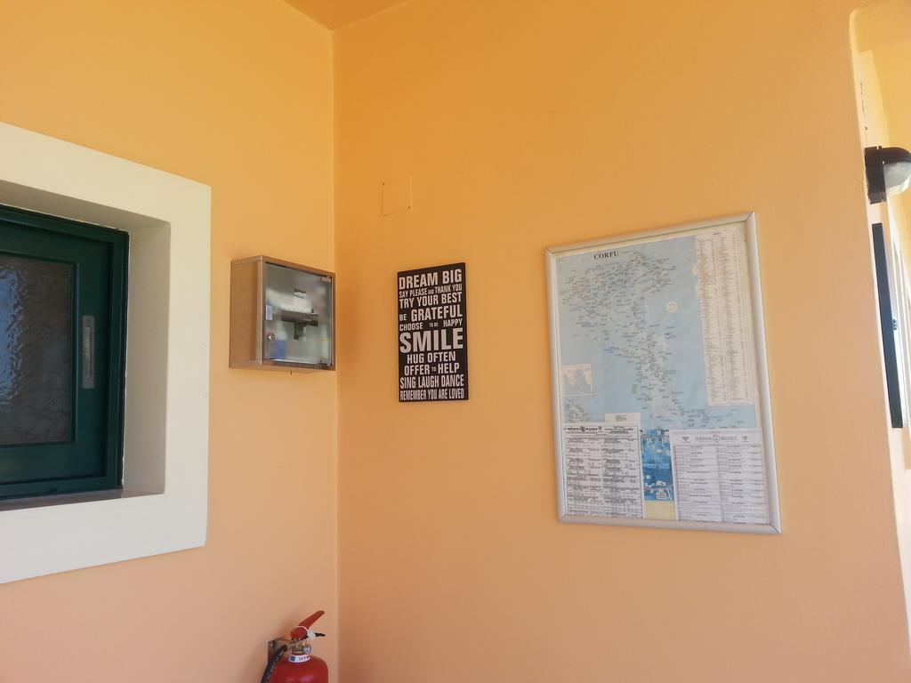 Feakes Apartments Arillas  Zewnętrze zdjęcie