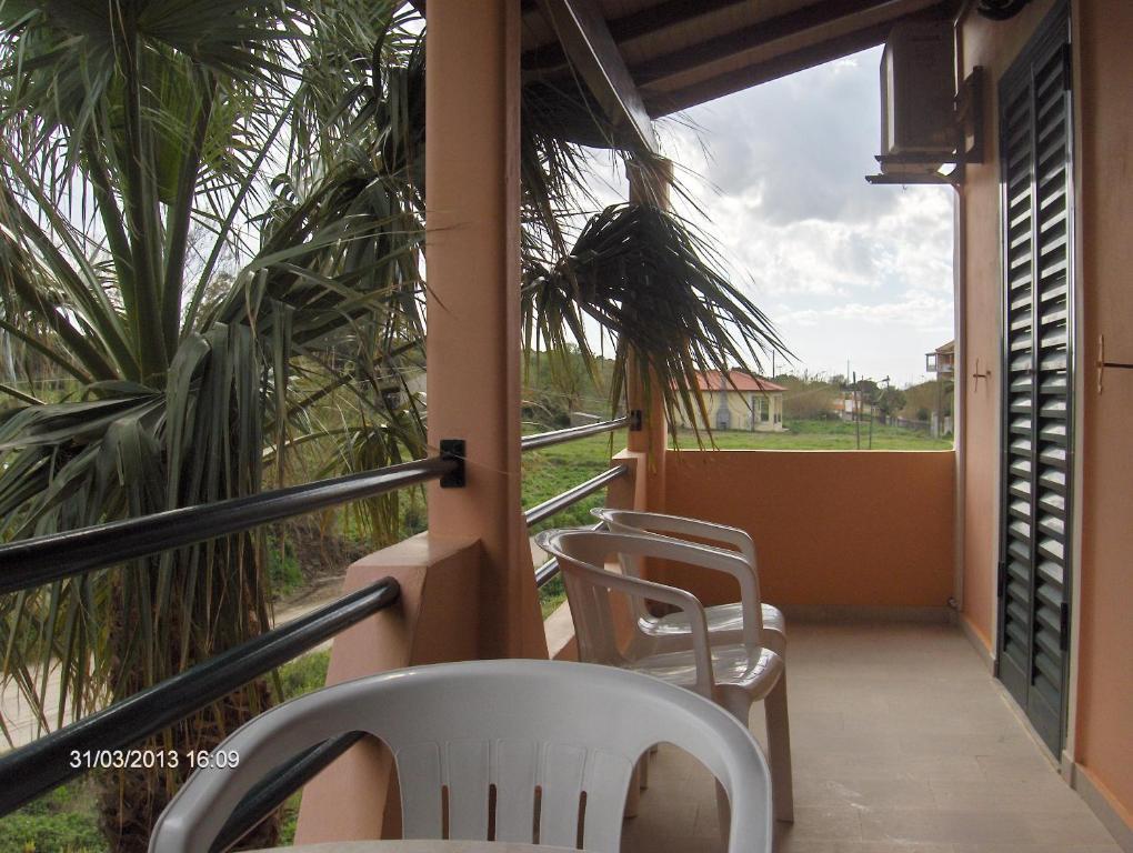 Feakes Apartments Arillas  Zewnętrze zdjęcie
