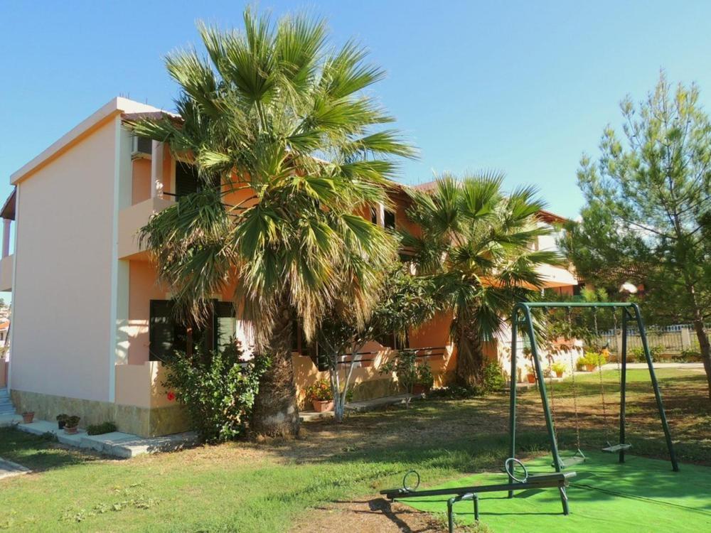 Feakes Apartments Arillas  Zewnętrze zdjęcie